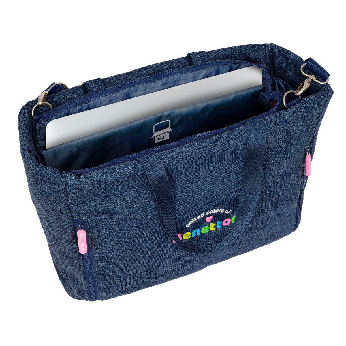 Bolso denim juvenil Benetton azul con diseño moderno y compartimento interior para laptop.