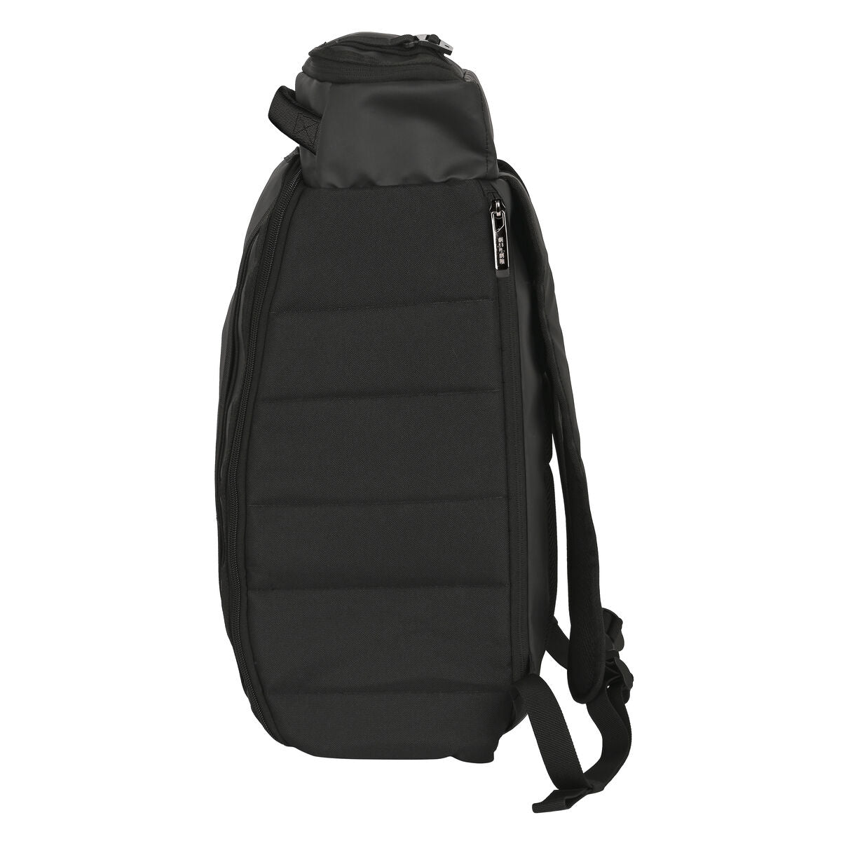 Mochila Safta Black para negocios - Mochila negra con hombreras acolchadas y varios compartimentos.