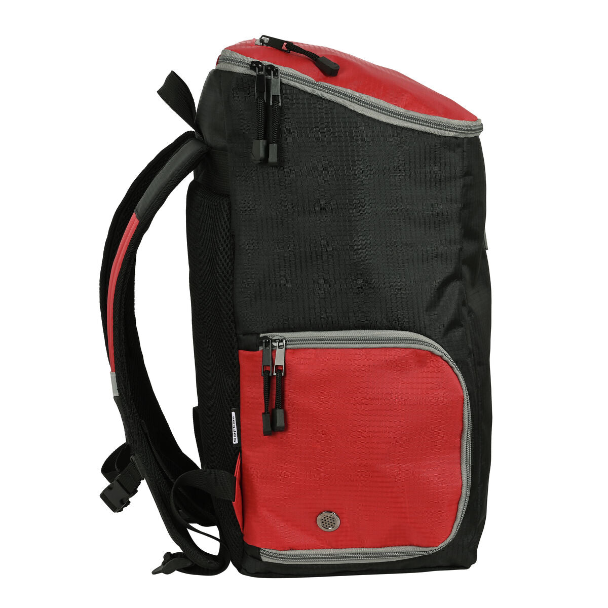 Mochila deportiva multisports negro rojo con diseño acolchado y correas ajustables, ideal para actividades deportivas.