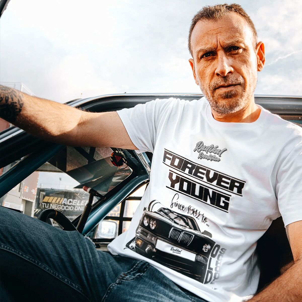 V6HCED30AB1C8AD462C1DF6B0F325DFE134R6992044P5