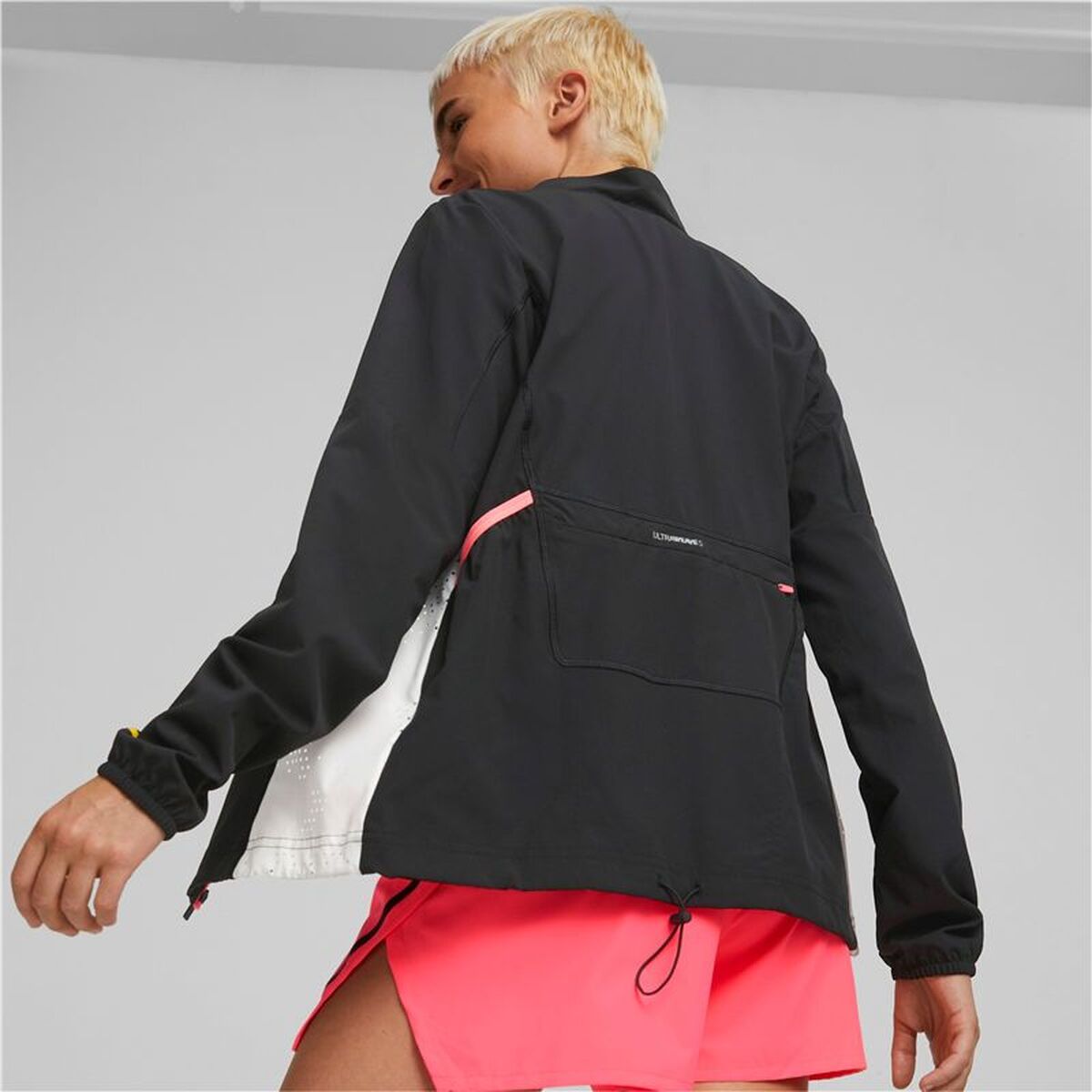 V2H51524CBD13E7EA68926DE72E00CF90DFR7693682P4