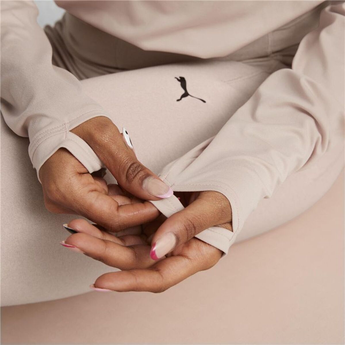 V2HF89002350C780A05BBF54F327F894703R7663626P7