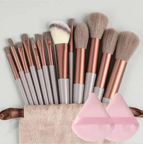 Set de Brochas de Maquillaje Profesional 13 piezas | Kabuki, Difuminadoras, Base y Sombras