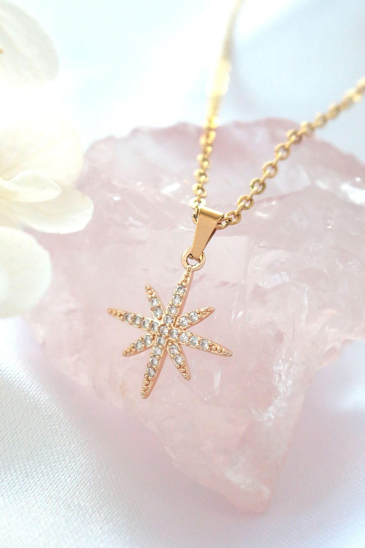 Collar Estrella Polaris Bañado en Oro 24 Quilates