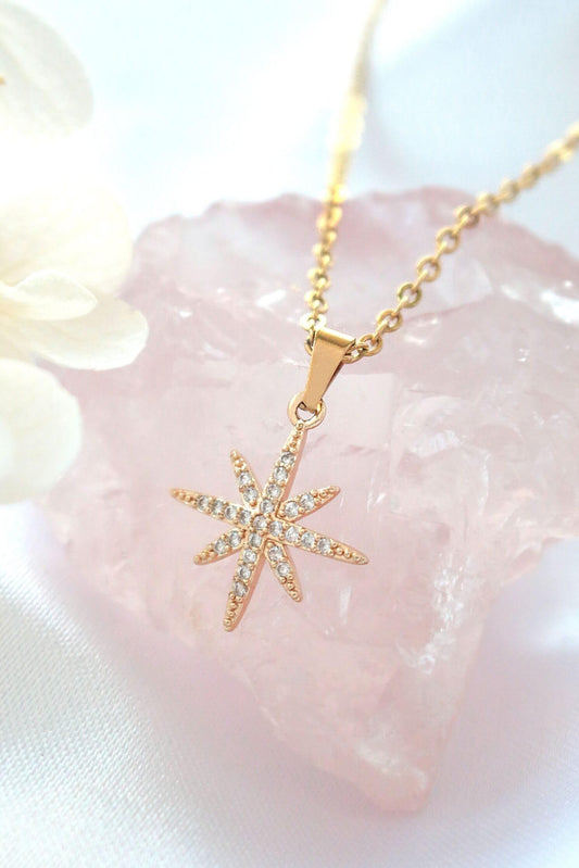 Collar Estrella Polaris Bañado en Oro 24 Quilates