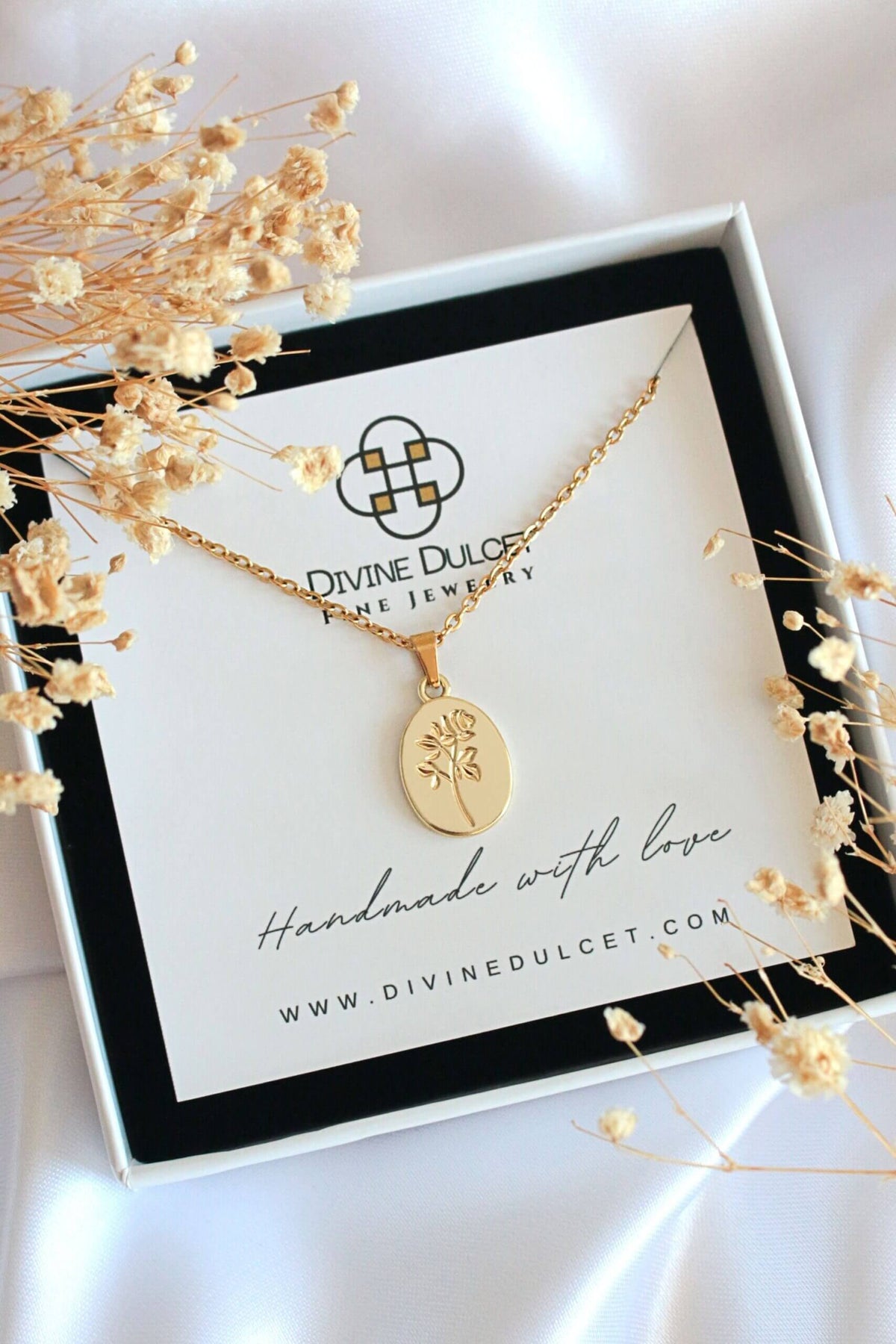 Collar «Bouquet de Roses» | Colgante Monéda Floral | Acero Inoxidable Baño Oro 24K