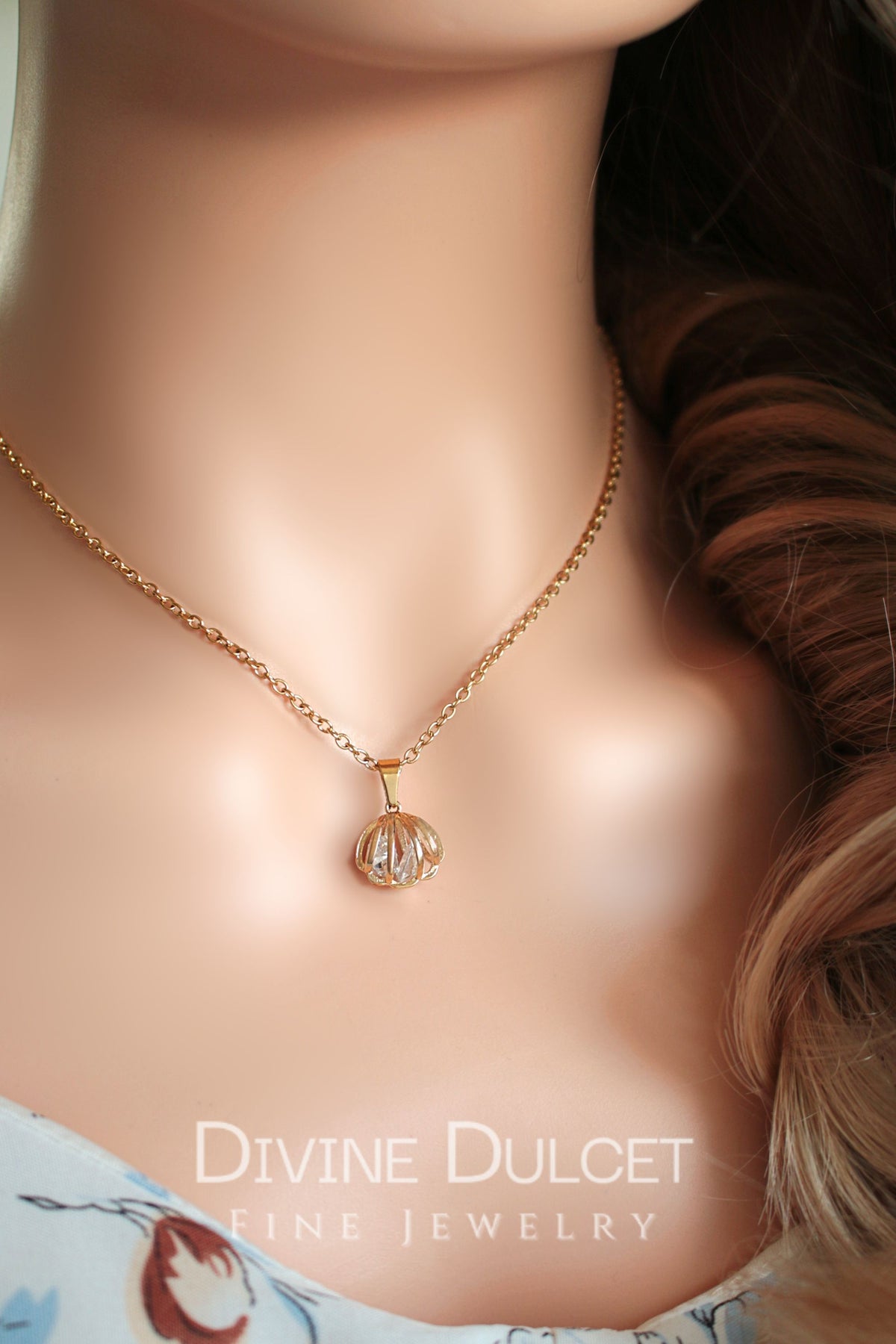 Collar de Concha Marina "Ocean Treasure" | Bañado en Oro 24 Quilates | Zirconia Cúbica